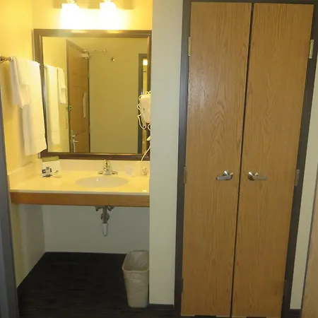 Americinn By Wyndham Rice Lake Extérieur photo