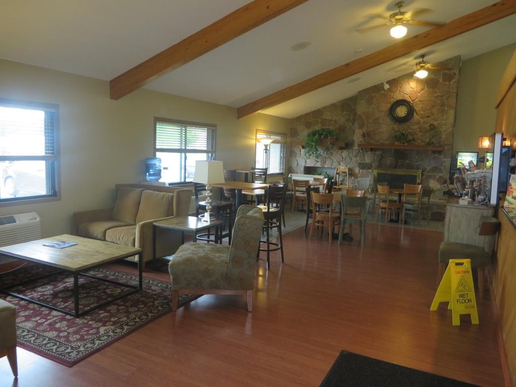 Hotel Americinn By Wyndham Rice Lake